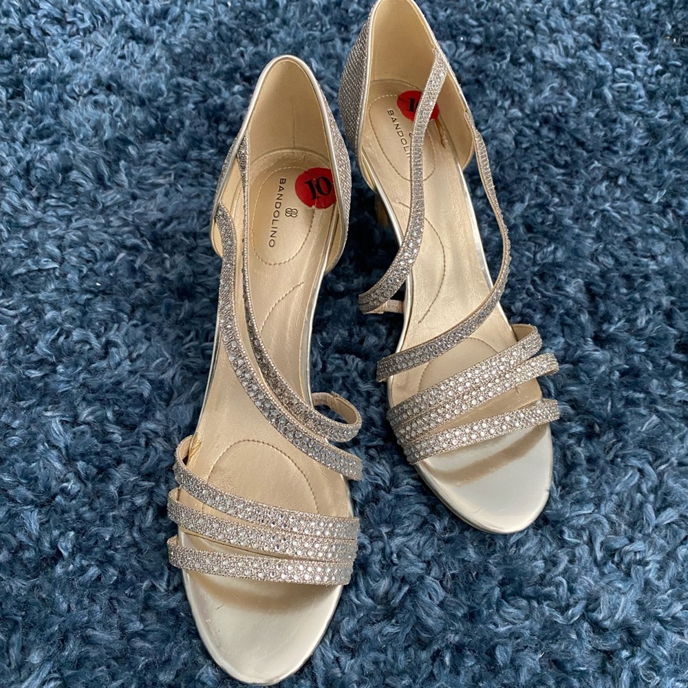 Bandolino Strappy Crystal Shimmer Gold/Silver Prom/Wedding Heels